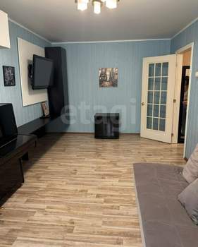 2-к квартира, вторичка, 45м2, 1/5 этаж