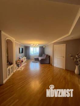 3-к квартира, вторичка, 95м2, 7/10 этаж