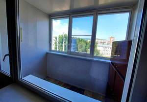 3-к квартира, вторичка, 58м2, 8/9 этаж