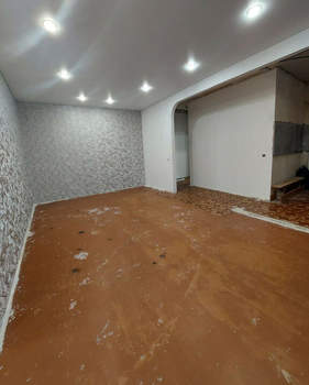 2-к квартира, вторичка, 42м2, 3/5 этаж