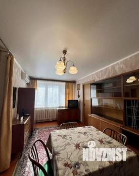 2-к квартира, вторичка, 42м2, 1/5 этаж