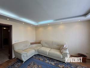 3-к квартира, вторичка, 84м2, 8/10 этаж