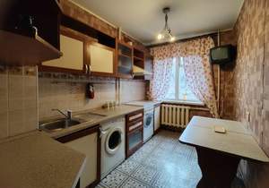 3-к квартира, вторичка, 56м2, 1/9 этаж