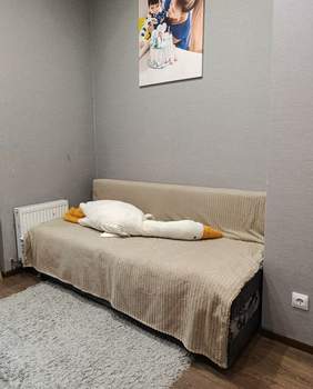 2-к квартира, вторичка, 43м2, 1/19 этаж