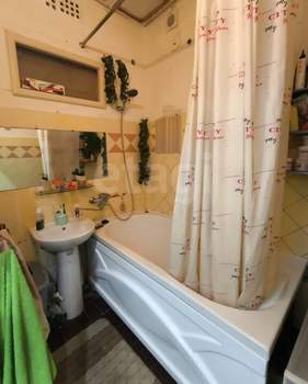 3-к квартира, вторичка, 76м2, 5/5 этаж