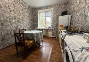 3-к квартира, вторичка, 74м2, 1/3 этаж