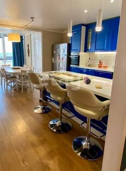 3-к квартира, вторичка, 115м2, 15/25 этаж