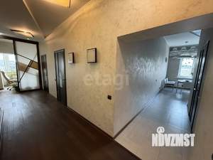 4-к квартира, вторичка, 122м2, 11/13 этаж