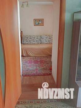 2-к квартира, вторичка, 40м2, 1/9 этаж