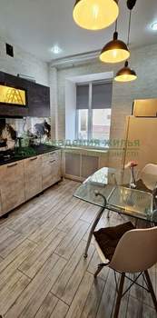 2-к квартира, вторичка, 59м2, 1/4 этаж