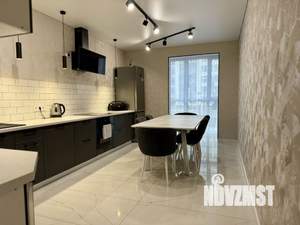 3-к квартира, вторичка, 83м2, 1/21 этаж