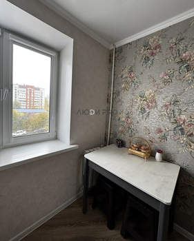 2-к квартира, вторичка, 43м2, 3/5 этаж