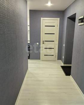 2-к квартира, вторичка, 50м2, 1/10 этаж