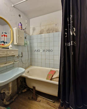 3-к квартира, вторичка, 63м2, 6/9 этаж