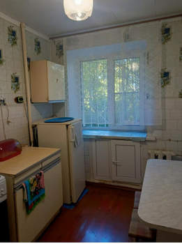 2-к квартира, вторичка, 53м2, 1/9 этаж