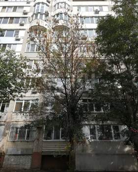 2-к квартира, вторичка, 52м2, 1/9 этаж