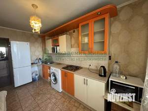 2-к квартира, вторичка, 70м2, 10/10 этаж