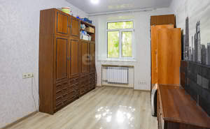 3-к квартира, вторичка, 63м2, 1/4 этаж