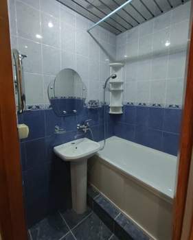 3-к квартира, вторичка, 58м2, 5/5 этаж