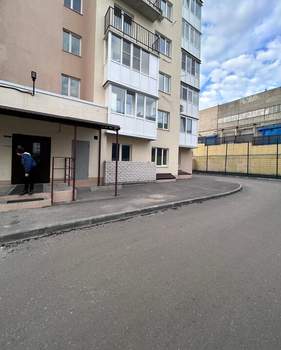 Студия квартира, вторичка, 40м2, 1/10 этаж