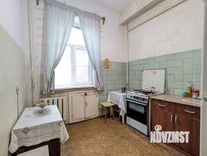 2-к квартира, вторичка, 46м2, 1/4 этаж