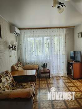 2-к квартира, вторичка, 42м2, 3/5 этаж