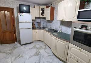 3-к квартира, вторичка, 82м2, 4/10 этаж