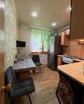 2-к квартира, вторичка, 44м2, 1/6 этаж