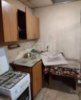 2-к квартира, вторичка, 40м2, 1/1 этаж