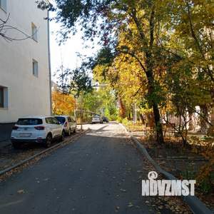 2-к квартира, вторичка, 42м2, 1/4 этаж