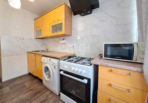 3-к квартира, вторичка, 60м2, 1/9 этаж