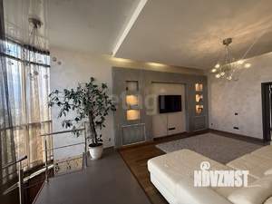 4-к квартира, вторичка, 122м2, 11/13 этаж