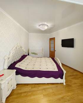 4-к квартира, вторичка, 80м2, 5/9 этаж
