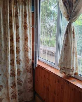 2-к квартира, вторичка, 42м2, 1/9 этаж