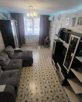 2-к квартира, вторичка, 42м2, 1/5 этаж