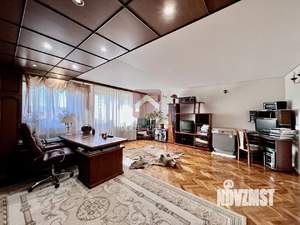 4-к квартира, вторичка, 156м2, 9/10 этаж