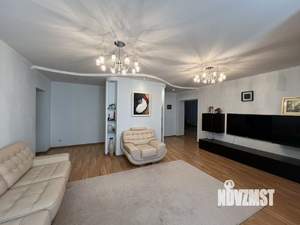 4-к квартира, вторичка, 160м2, 4/9 этаж