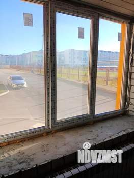 2-к квартира, вторичка, 60м2, 1/10 этаж