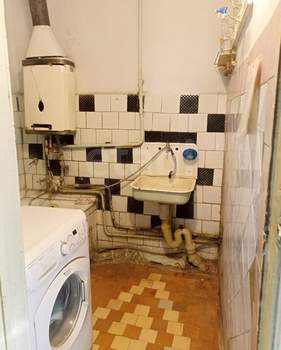 2-к квартира, вторичка, 68м2, 3/3 этаж