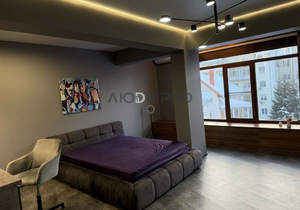 Студия квартира, вторичка, 185м2, 4/4 этаж