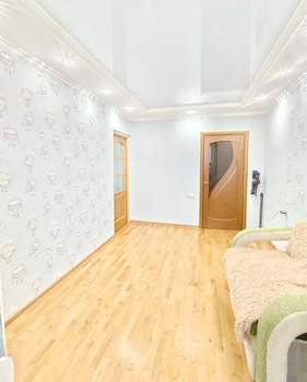4-к квартира, вторичка, 80м2, 5/9 этаж