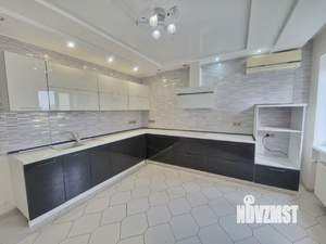 3-к квартира, вторичка, 99м2, 7/23 этаж