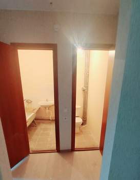 2-к квартира, вторичка, 46м2, 1/10 этаж