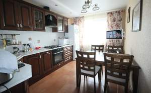 3-к квартира, вторичка, 82м2, 10/10 этаж