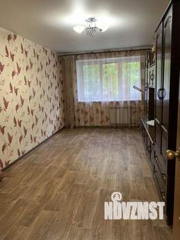 3-к квартира, вторичка, 61м2, 1/5 этаж