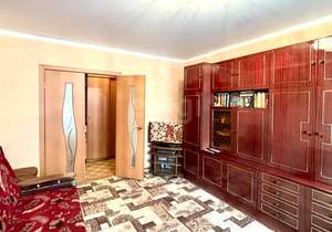 3-к квартира, вторичка, 65м2, 1/9 этаж