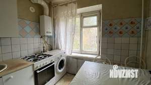 3-к квартира, вторичка, 58м2, 3/5 этаж