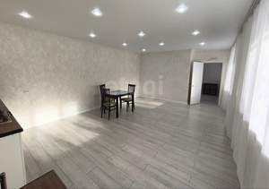 1-к квартира, вторичка, 61м2, 1/5 этаж