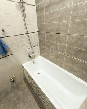 3-к квартира, вторичка, 118м2, 2/5 этаж