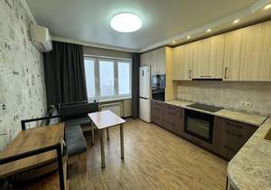 2-к квартира, вторичка, 70м2, 25/25 этаж